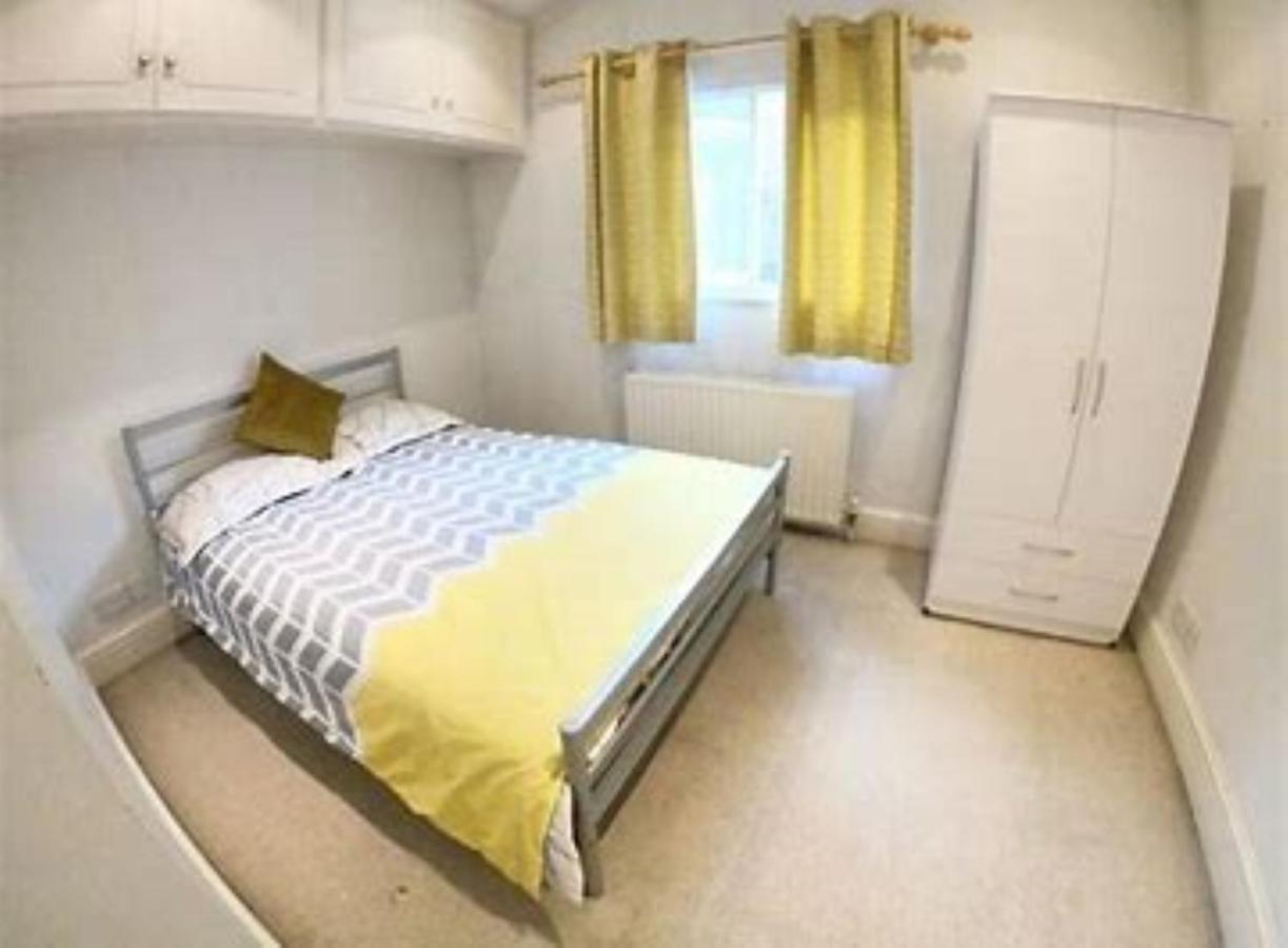 Hemel Short Stay Hemel Hempstead Buitenkant foto