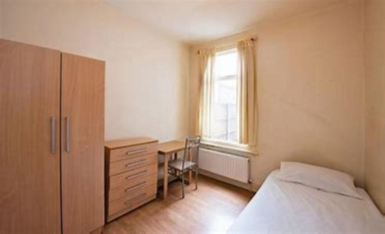 Hemel Short Stay Hemel Hempstead Buitenkant foto