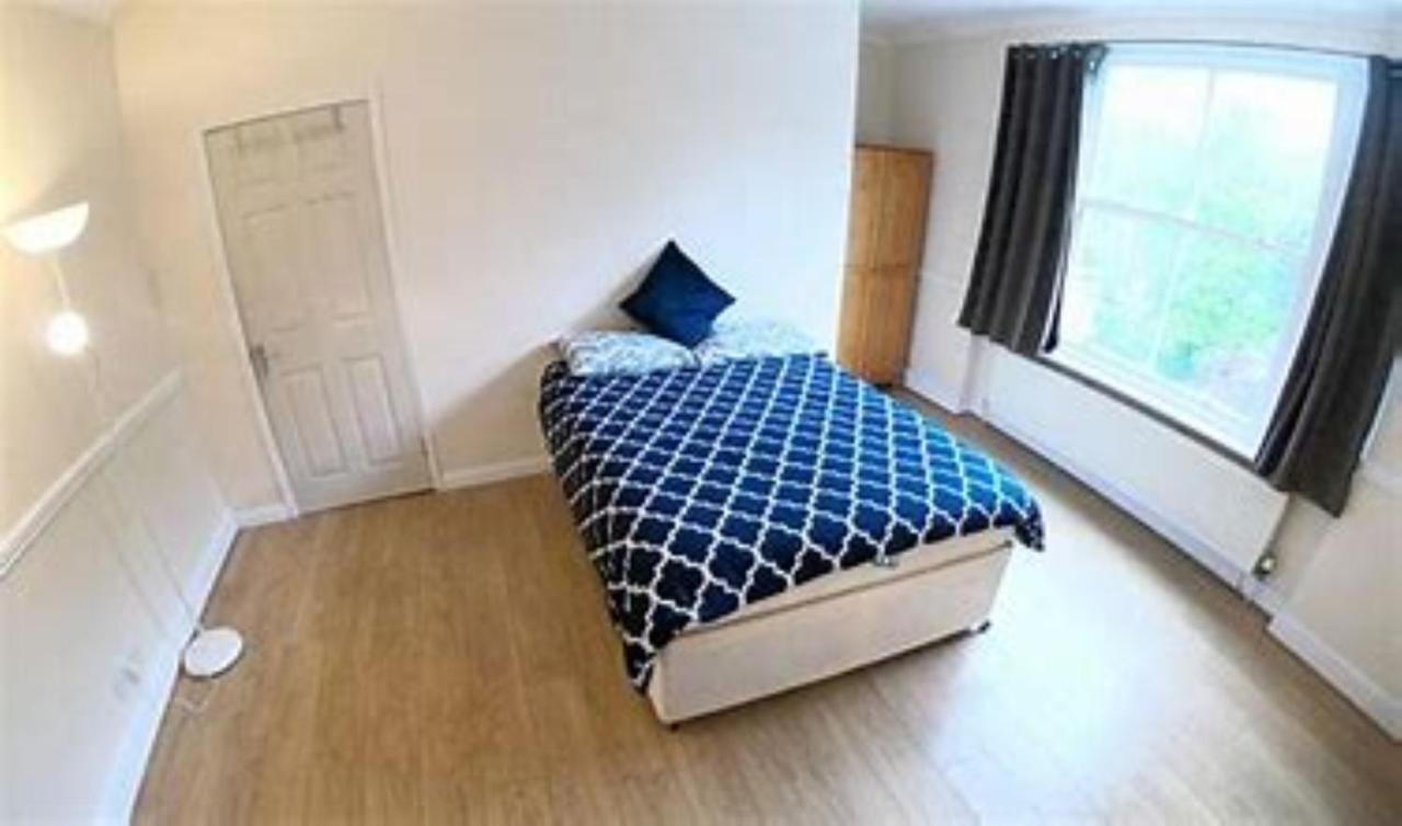Hemel Short Stay Hemel Hempstead Buitenkant foto