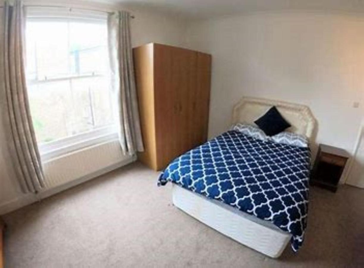 Hemel Short Stay Hemel Hempstead Buitenkant foto